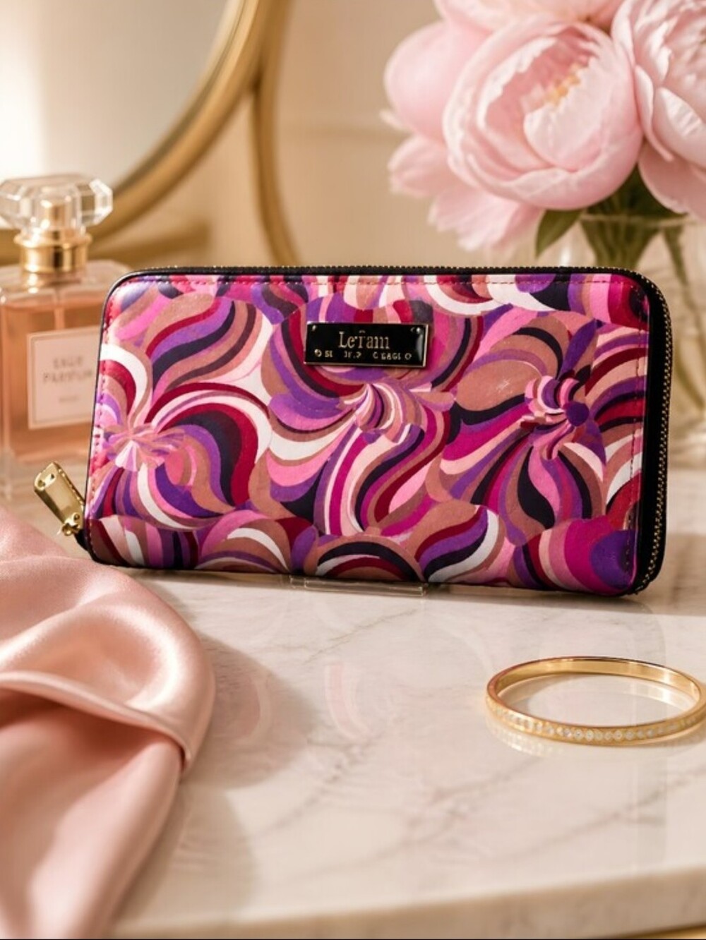 NIB Trina Turk Bohemian Pink Swirl Zip-Around Wallet - Picture 7 of 7